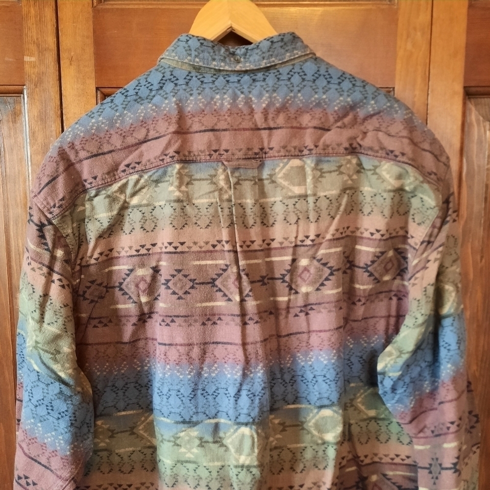 Cabela's Deerskin Soft Chamois flannel aztec button down flannel shirt size XL - Picture 9 of 12